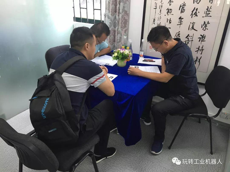 2018智能制造業(yè)企業(yè)、人才專場(chǎng)見(jiàn)面會(huì)05